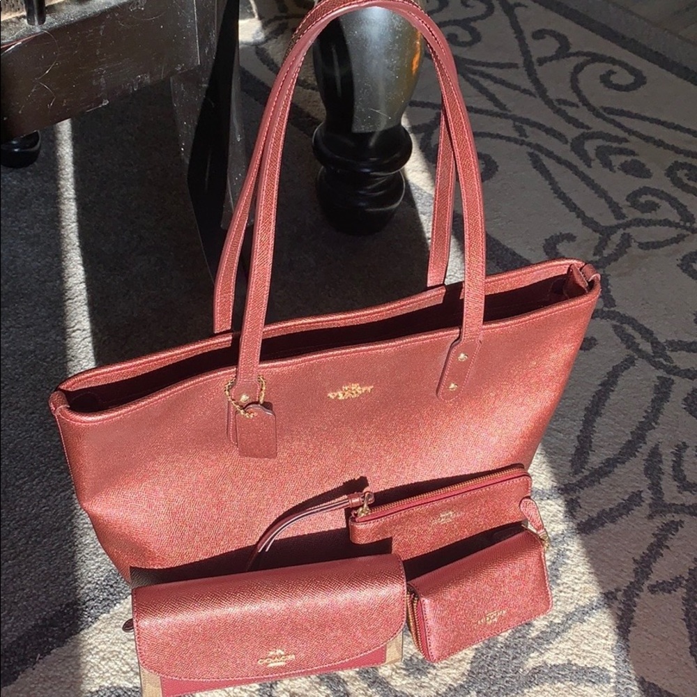 Coach Wine Tote Purse and Wallets Set